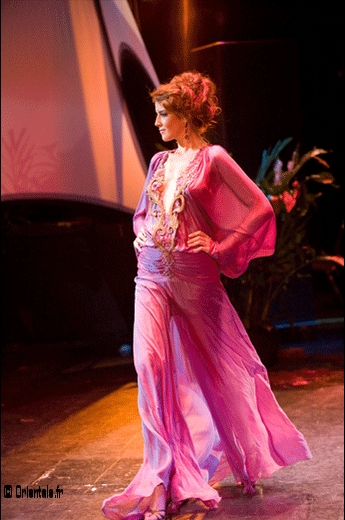 Senem Kuyucuoglu en tenue de soirée, Turquie. Miss Universe 2009.