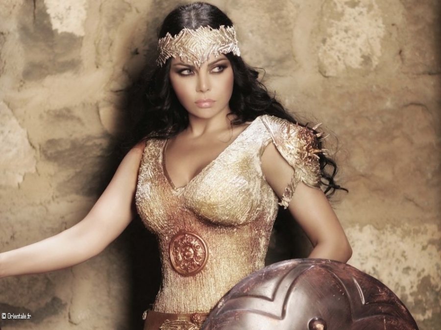 Haifa Wehbe guerriere