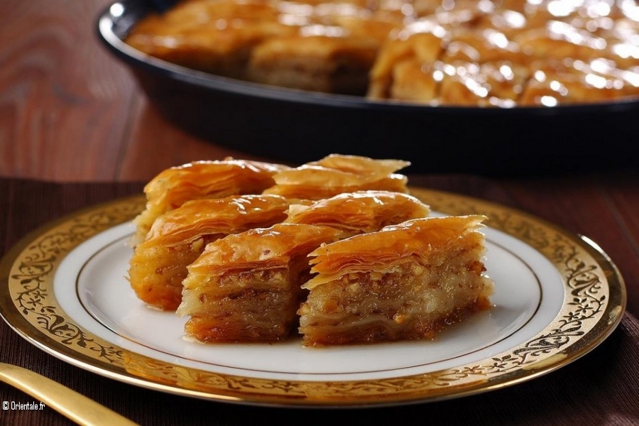 Baklawa annabiya (de la ville d'Annaba) Baklawa annabiya (de la ville d'Annaba)