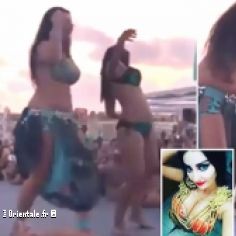 Scne o une femme monte sur scne avec Sofinar