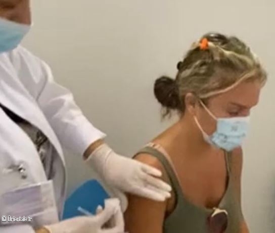 Nicole Saba a reçu un vaccin anticoronavirus Nicole Saba a reçu un vaccin anticoronavirus