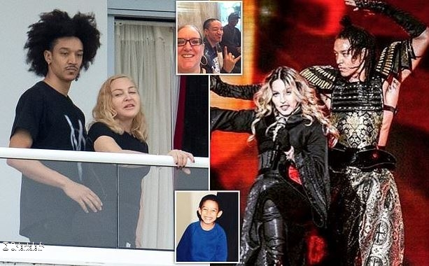 Madonna à gauche à la maison avec son nouveau jeune compagnon et à droite sur scène avec son danseur de fiancé Madonna à gauche à la maison avec son nouveau jeune compagnon et à droite sur scène avec son danseur de fiancé