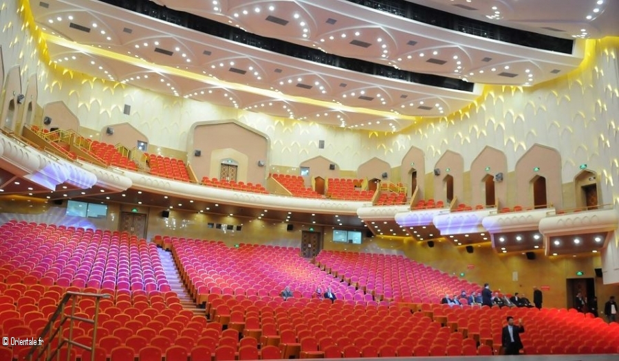 Opra d'Alger ct public