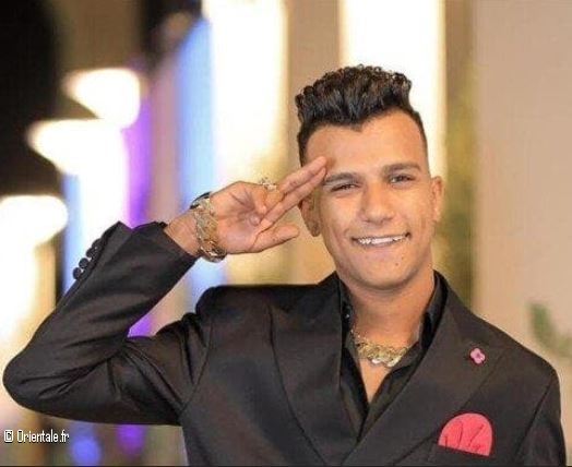 Le chanteur Essam Sasa